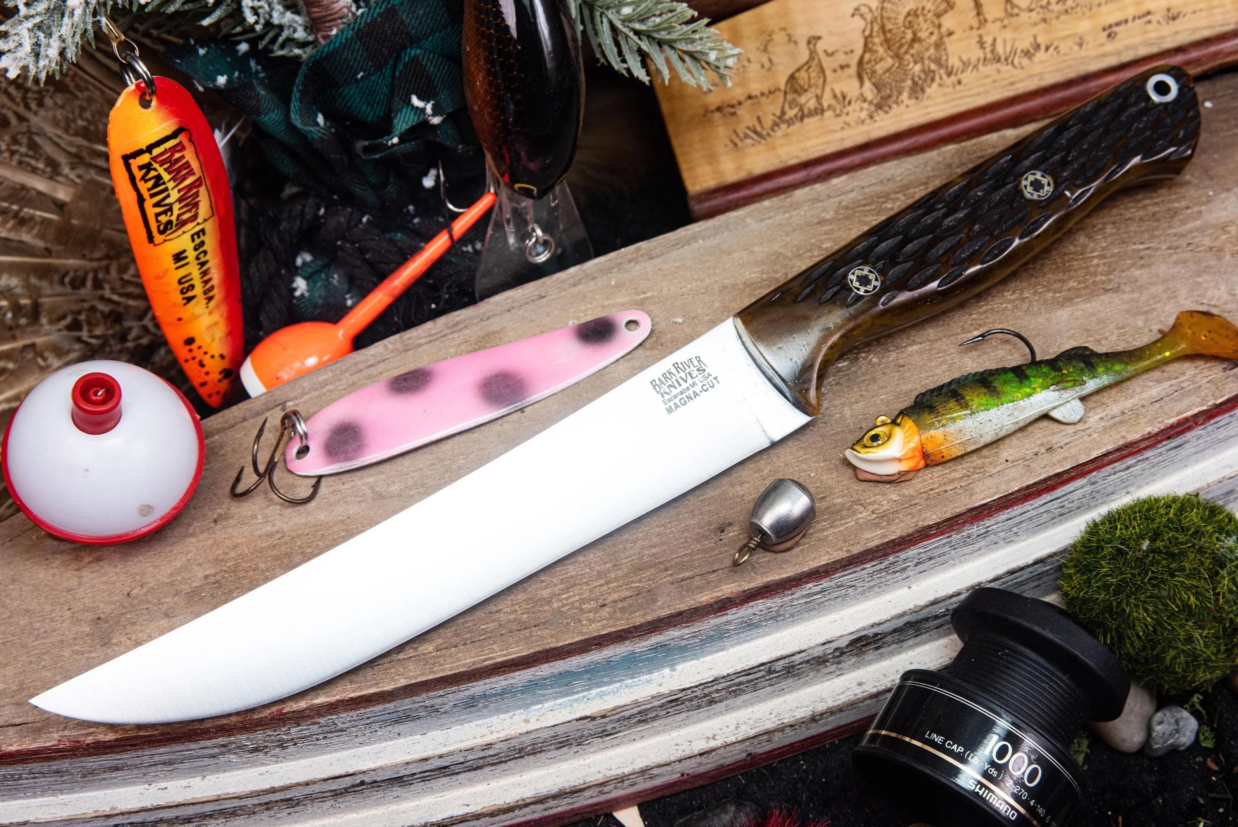 Bark River Knives Fin & Bone - Jigged Stag Bone #1 - Black Liners - Mosaic Pins - MagnaCut