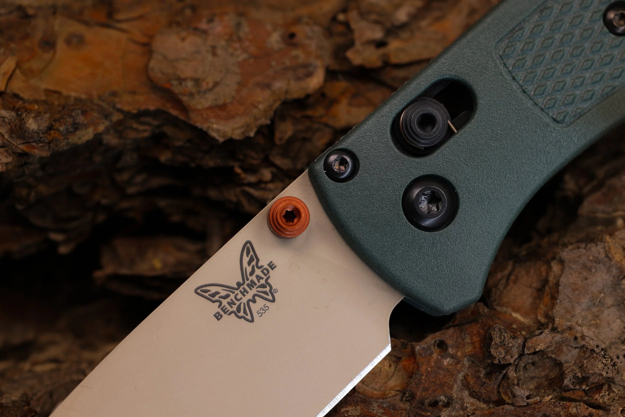 BENCHMADE BUGOUT TAIGA - 535TN-2601